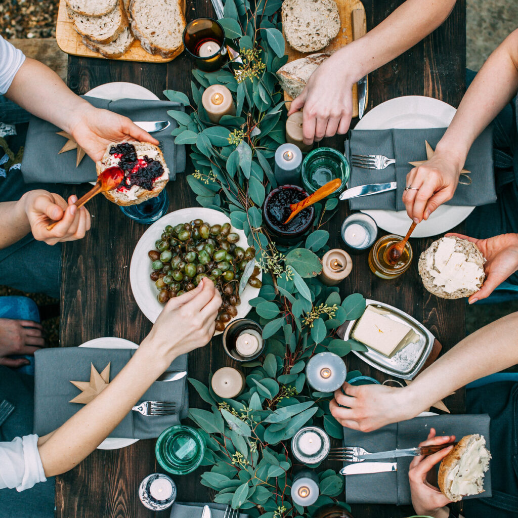 A Food Lover’s Guide to Admirals Quarters: Dining Gems and Culinary Delights in Cornelius, NC